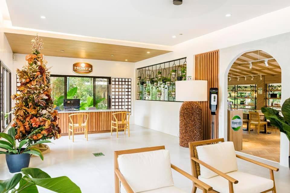 Hortz Hotels And Resorts Tagaytay City ภายนอก รูปภาพ