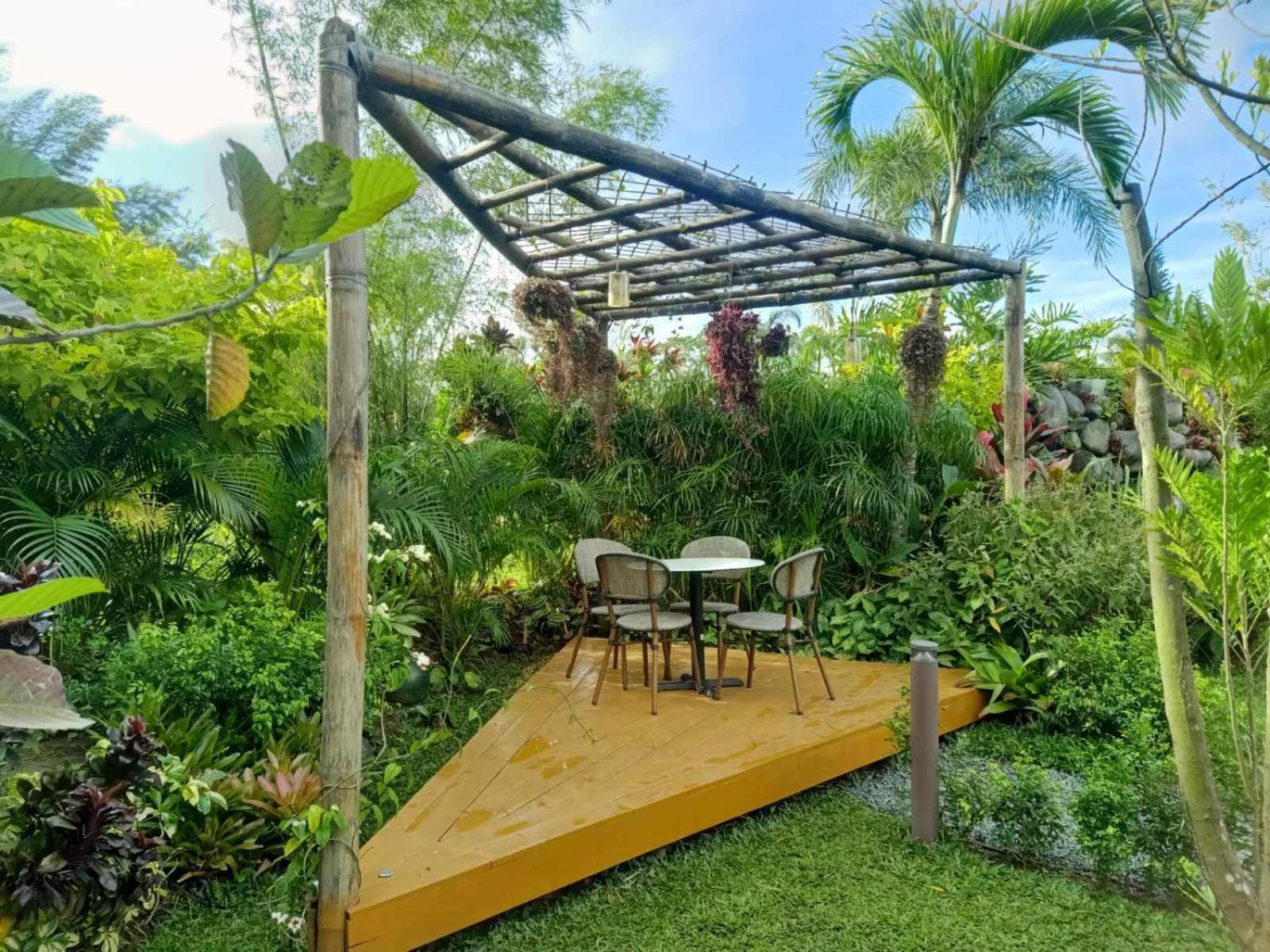Hortz Hotels And Resorts Tagaytay City ภายนอก รูปภาพ