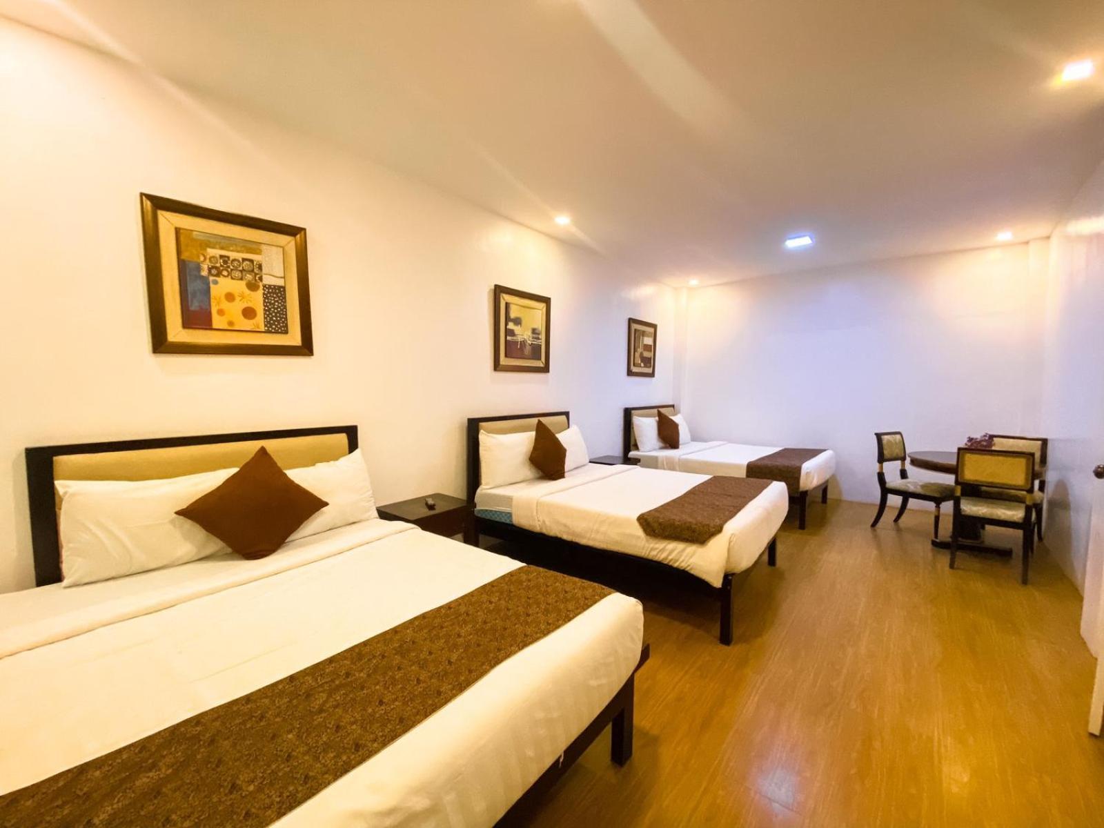 Hortz Hotels And Resorts Tagaytay City ภายนอก รูปภาพ