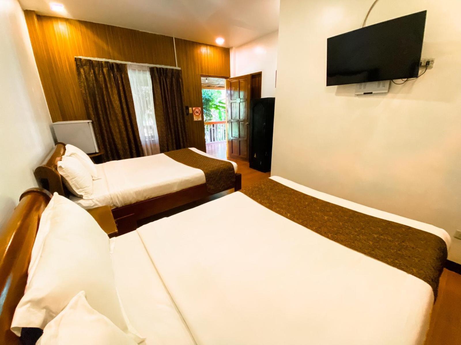 Hortz Hotels And Resorts Tagaytay City ภายนอก รูปภาพ