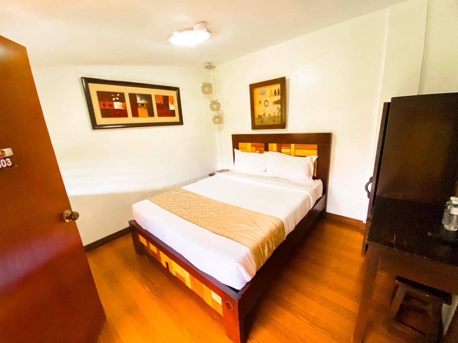 Hortz Hotels And Resorts Tagaytay City ภายนอก รูปภาพ