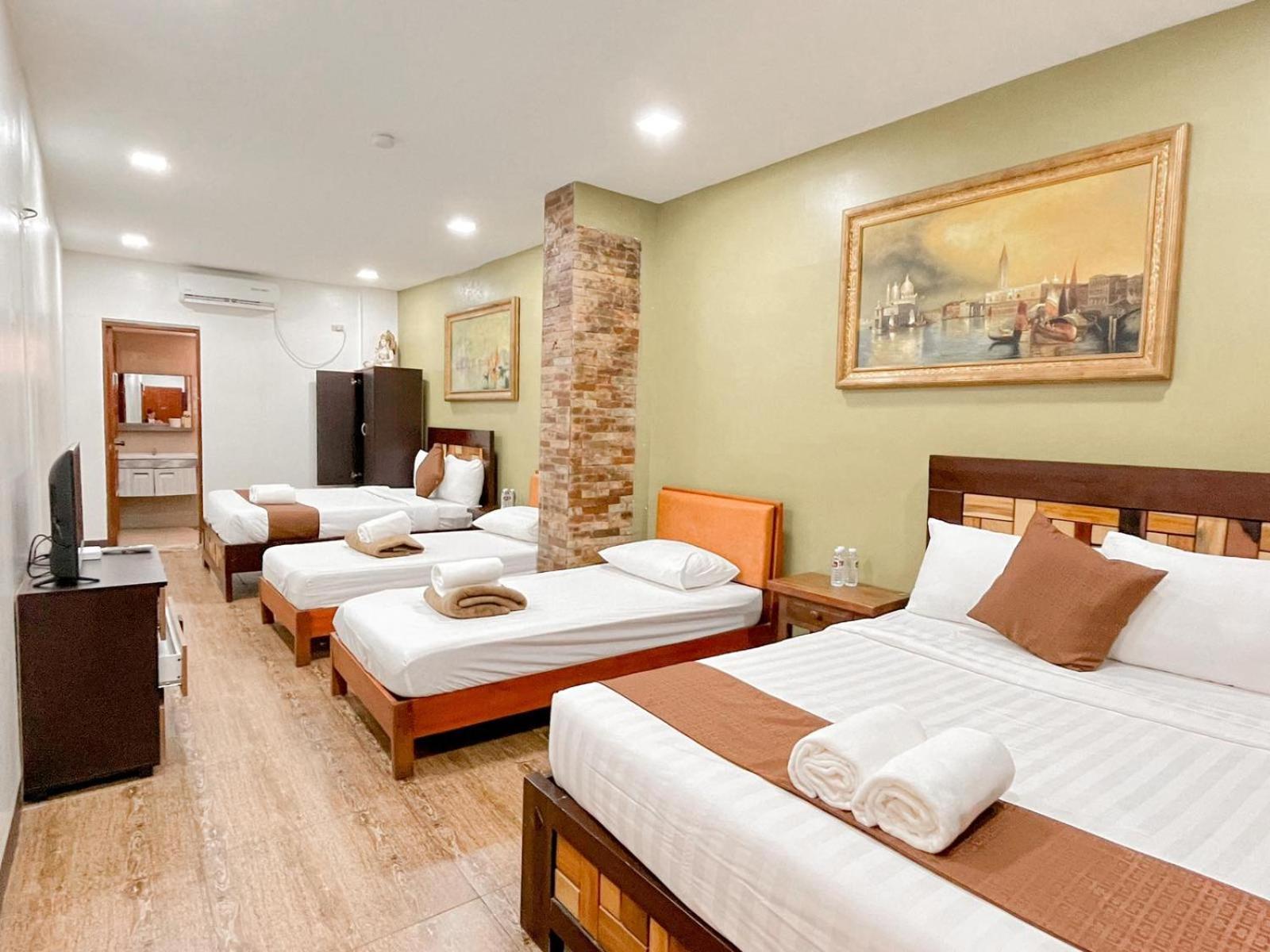 Hortz Hotels And Resorts Tagaytay City ภายนอก รูปภาพ